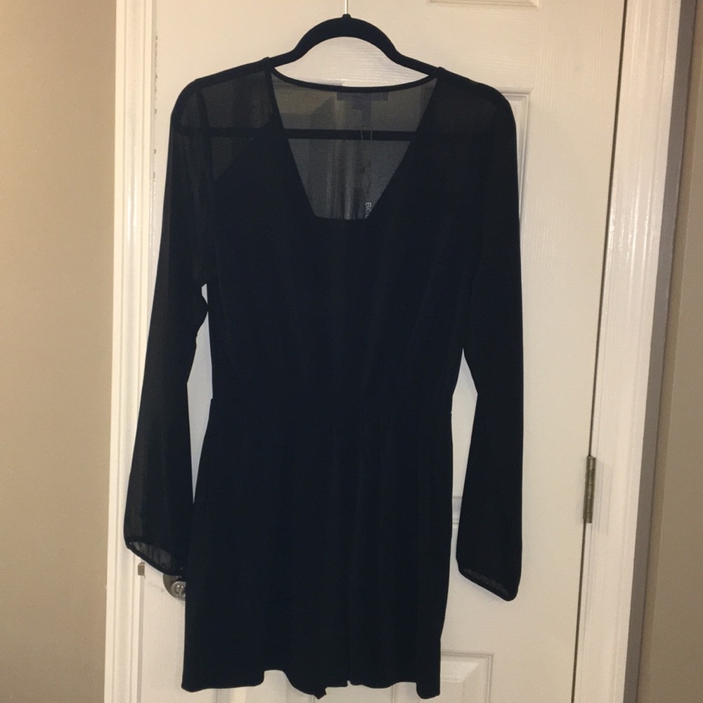 BCBGeneration Romper black sheer long sleeves - Picture 4 of 7